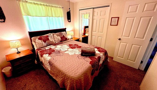 Traditional Room, 1 Queen Bed, Non Smoking