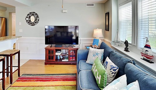 Condo (2 Bedrooms)
