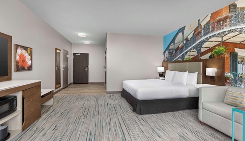Room, 1 King Bed with Sofa bed, Accessible, Bathtub (Balcony)