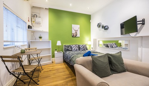 Executive Studio Suite