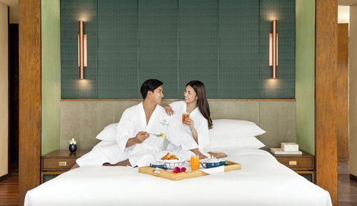 Honeymoon Suite, 1 King Bed, Non Smoking, Ocean View (Balcony)