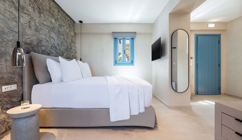 Honeymoon Suite with Plunge Pool & Sea View