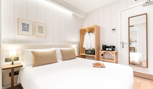 Economy Room