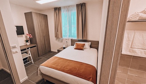Basic Single Room
