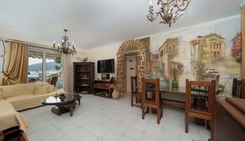 Traditional Apartment