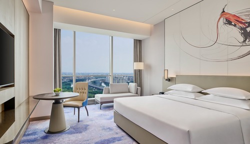 Superior Room, 1 King Bed