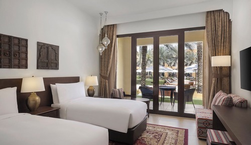 Deluxe Room, 2 Twin Beds, Accessible (Resort Access)