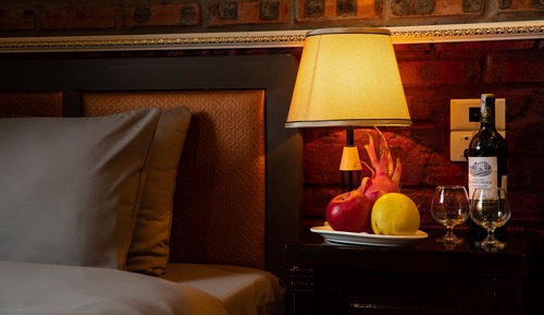 Deluxe Bungalow, 1 King Bed, Smoking, Garden Area