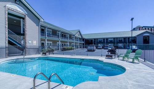 Condo, 2 Bedrooms
