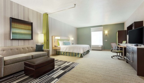 Studio, 1 King Bed, Accessible, Bathtub (Mobility & Hearing)