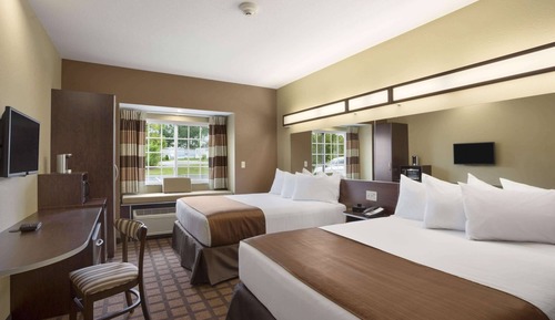Room, 2 Queen Beds, Non Smoking (Visual/Hearing Impaired)