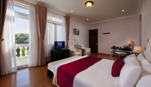 Deluxe Room, Garden View