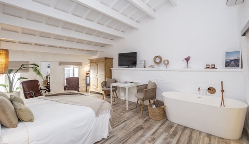 Superior Penthouse