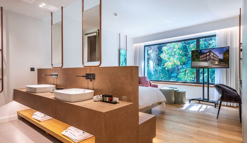 Deluxe Double Room Garden View