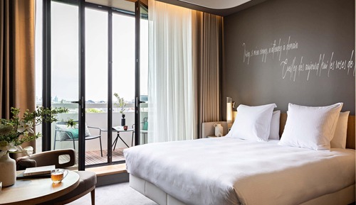 Deluxe Room, 1 King Bed, Balcony (Eiffel tower View)