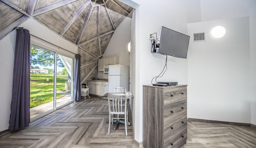 House, Accessible, Smoking