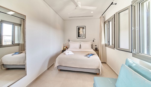 Luxury Residence with Sea and Pool View