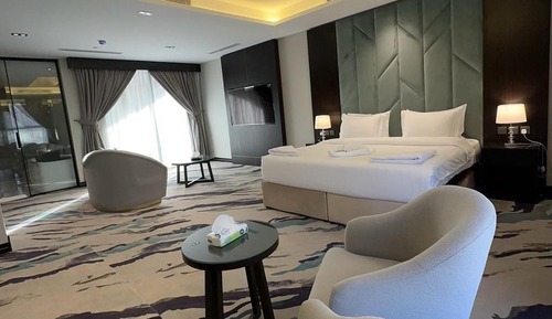 Presidential Suite