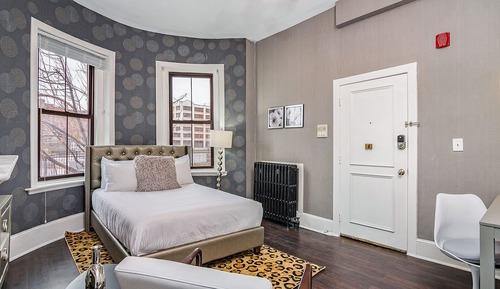 Double Room (Shared Bathroom)