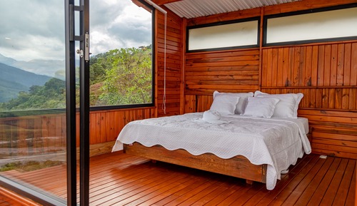 Panoramic Cabin