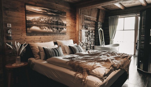 Honeymoon Suite, Mountain View