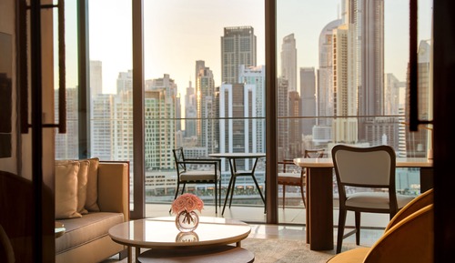 Room (Marina)
