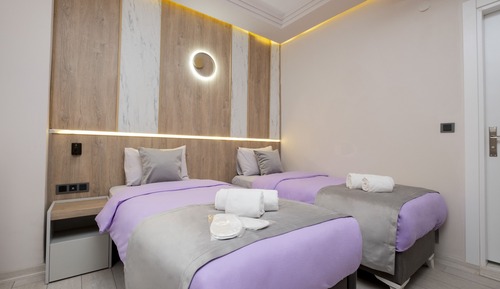Economy Twin Room