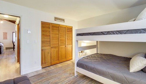 House (2 Bedrooms)