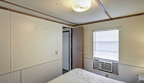 House (1 Bedroom)