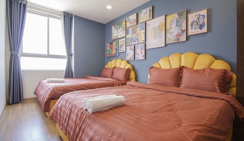 Family Apartment, 4 Bedrooms, Pool Access, City View