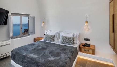 Junior Suite with outdoor jacuzzi