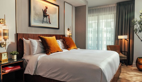 Studio Suite, Accessible