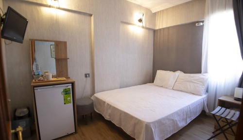 Economy Double or Twin Room, Non Smoking, City View
