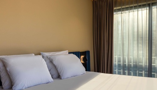 Deluxe Room, 1 King Bed