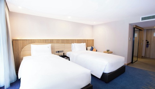 Standard Room, 2 Twin Beds (Free Breakfast)