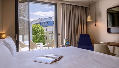 Premium Room