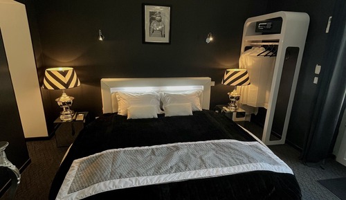 Chambre Double Familiale dans les Dépendances