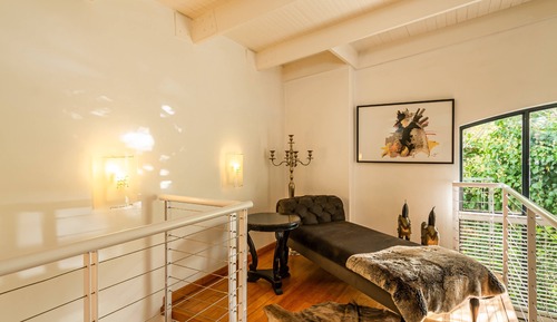 Apartment 3