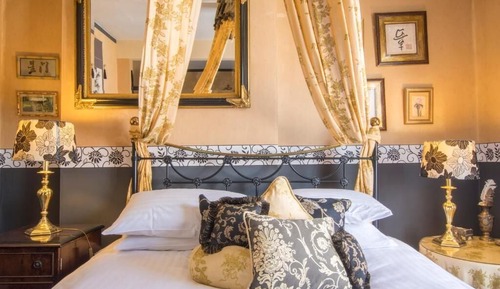 Comfort Double Room, City View