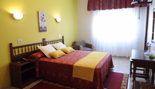 Standard Double or Twin Room, Private Bathroom