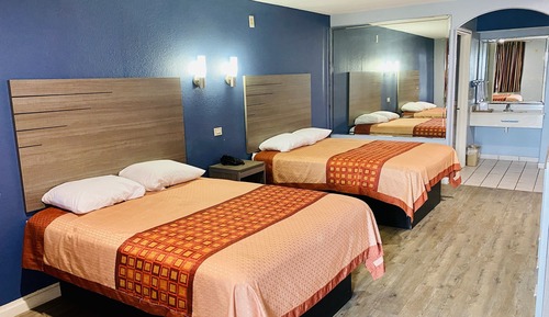 Room, 2 Queen Beds