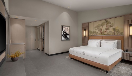 Deluxe Family Room Forest View