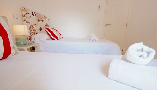 Apartment, 2 Bedrooms, Terrace, City View