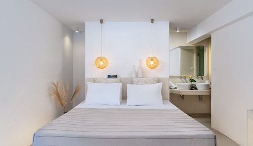 Deluxe Double Room, Pool View