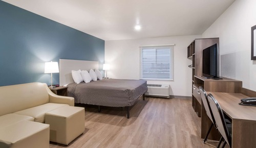 Room, 1 King Bed, Accessible, Non Smoking