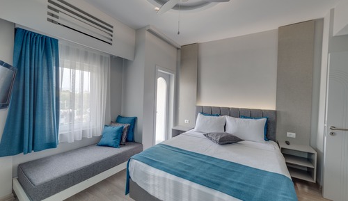 Superior Triple Room