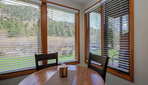 Suite (1 Bedroom Full Kitchen River Level)