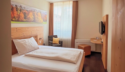 Single Room Queensize