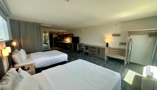 Room, 2 Queen Beds, Accessible (3x3 Transfer Shower)