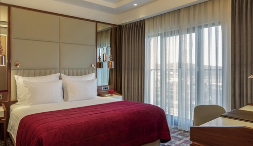 Superior Room, 1 Queen Bed